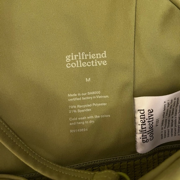 Girlfriend Collective Topanga Bra in Ivy - Picture 4 of 5